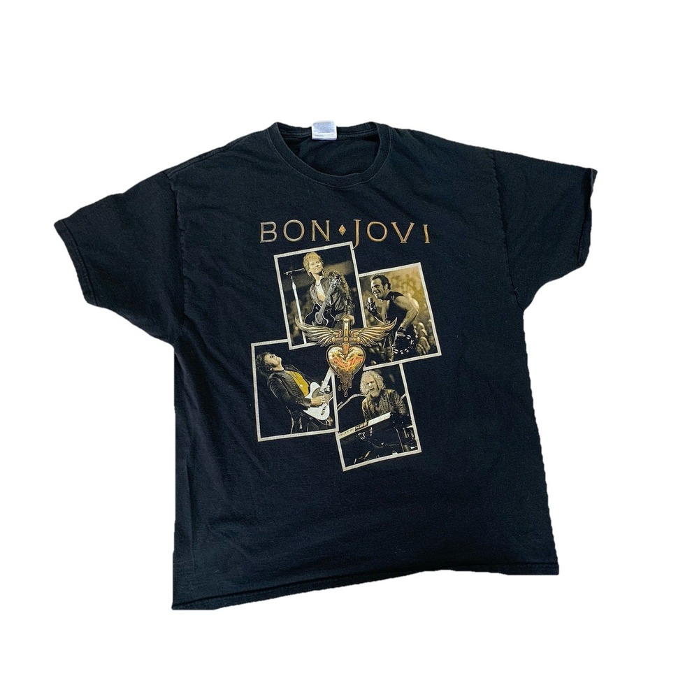 Adult XL Bon Jovi Live Tour 2011 Y2K‎ Band Tshirt